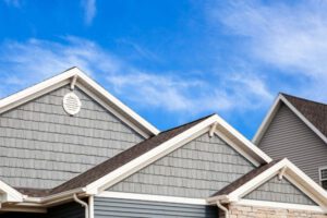 Roofing Nampa, ID - Why You Should Hire a Professional to Install Siding