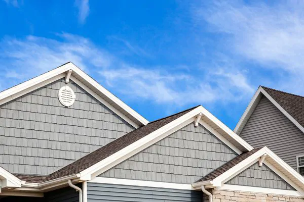 Roofing Nampa, ID - Why You Should Hire a Professional to Install Siding